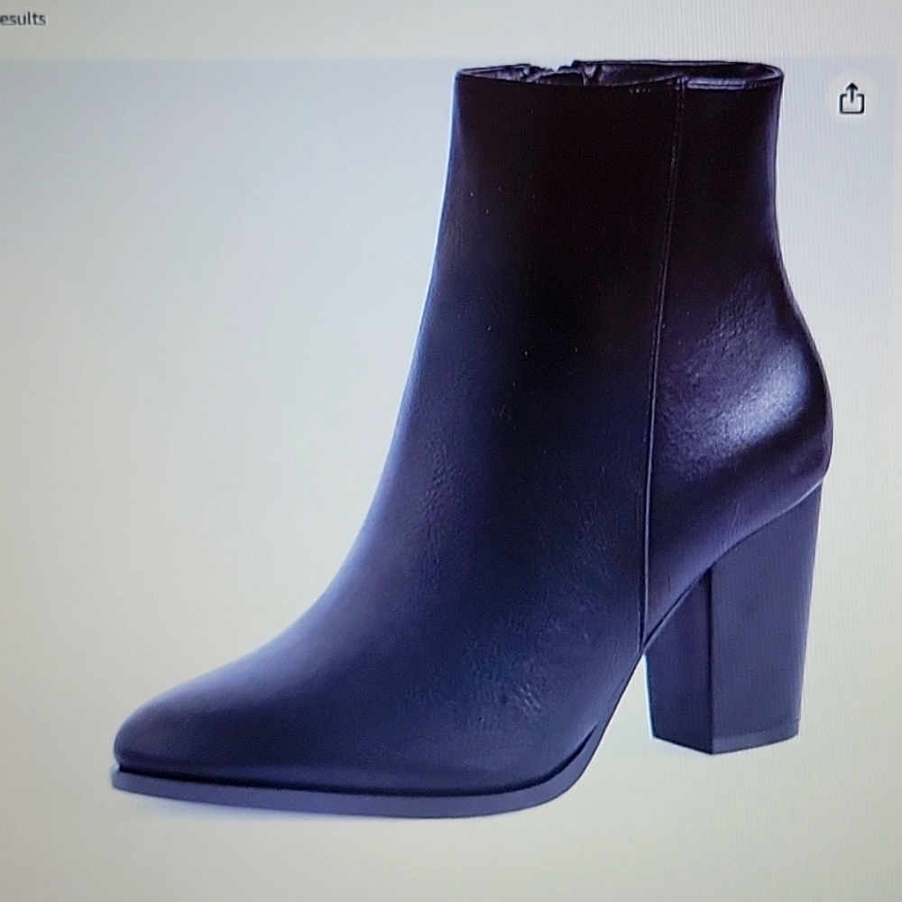 Dream Pairs Anita black PU chunky block 3" heel ankle booties 7.5 New in Box…